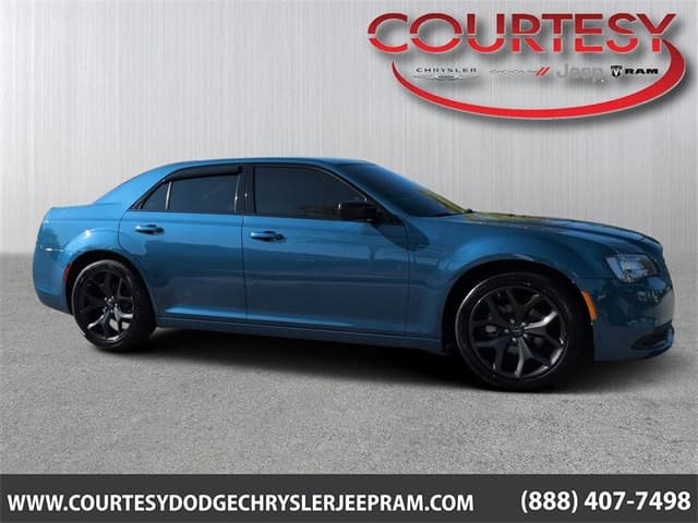 Foto de 2022 Chrysler 300 Touring