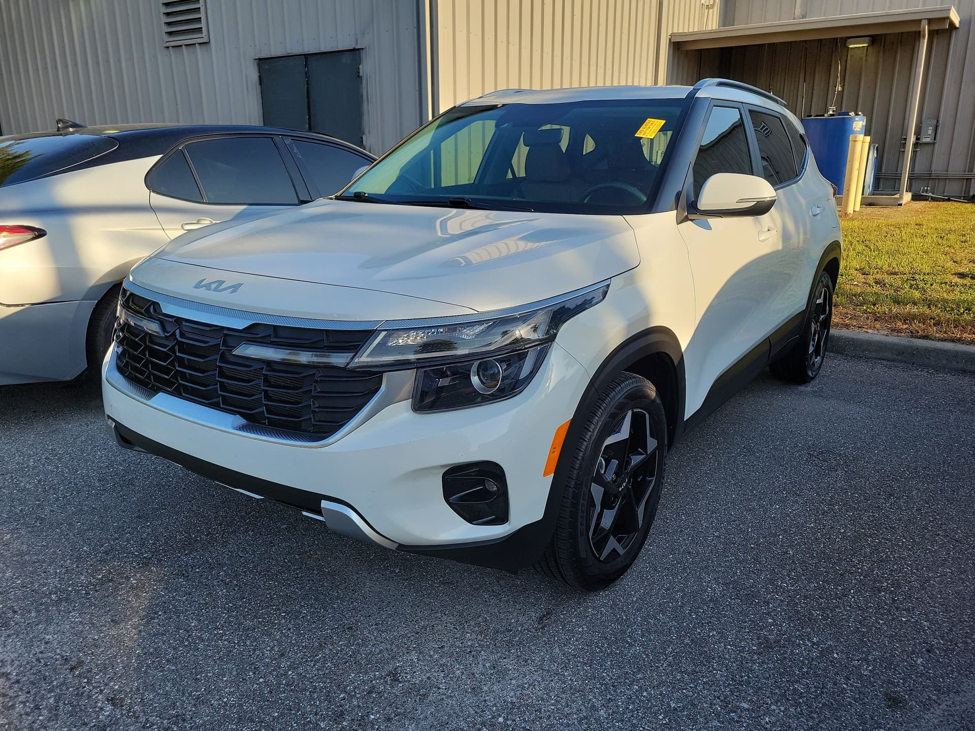 2024 Kia Seltos EX — photo 1 of 32