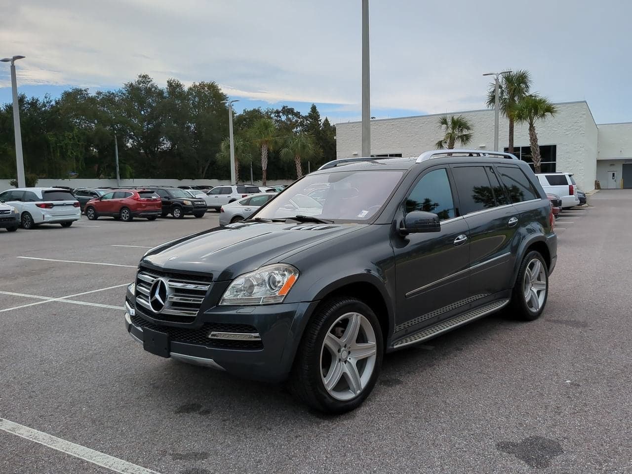 2011 Mercedes-Benz GL-Class GL 550 — photo 1 of 43