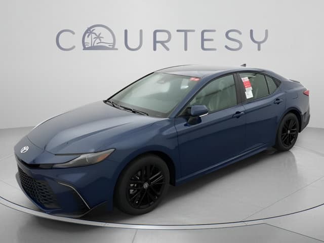 2026 Toyota Camry SE — photo 1 of 37