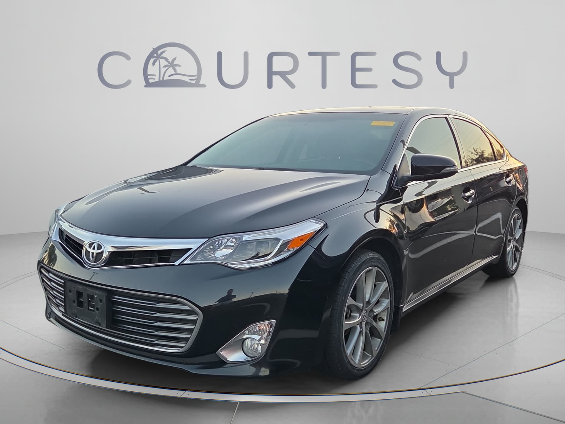 2014 Toyota Avalon XLE Touring — photo 1 of 12