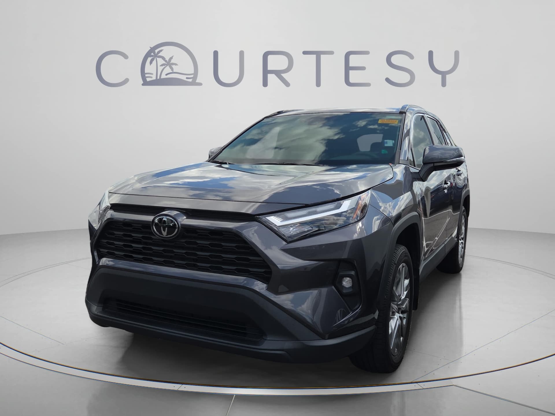 2024 Toyota RAV4 XLE Premium — photo 1 of 11
