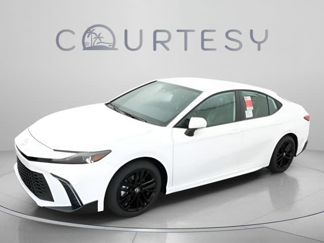 2026 Toyota Camry SE — photo 1 of 70