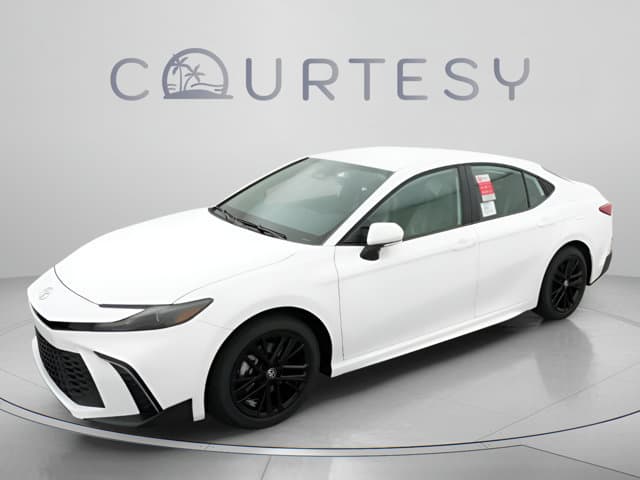 2026 Toyota Camry SE — photo 1 of 70