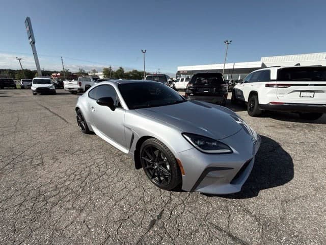 2023 Toyota GR86 Premium — photo 1 of 5