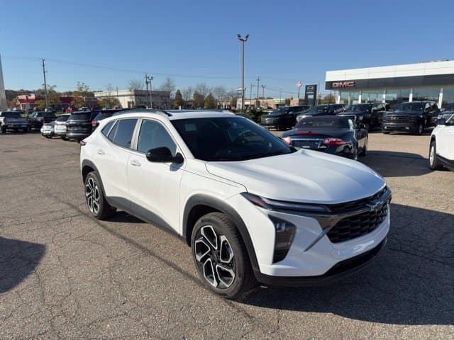 2024 Chevrolet Trax 2RS — photo 1 of 5