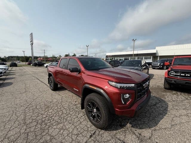2023 GMC Canyon Elevation — photo 1 of 7