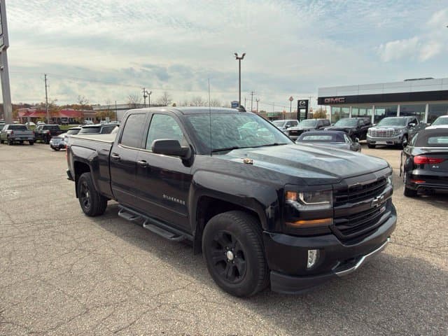 2017 Chevrolet Silverado 1500 Base — photo 1 of 7