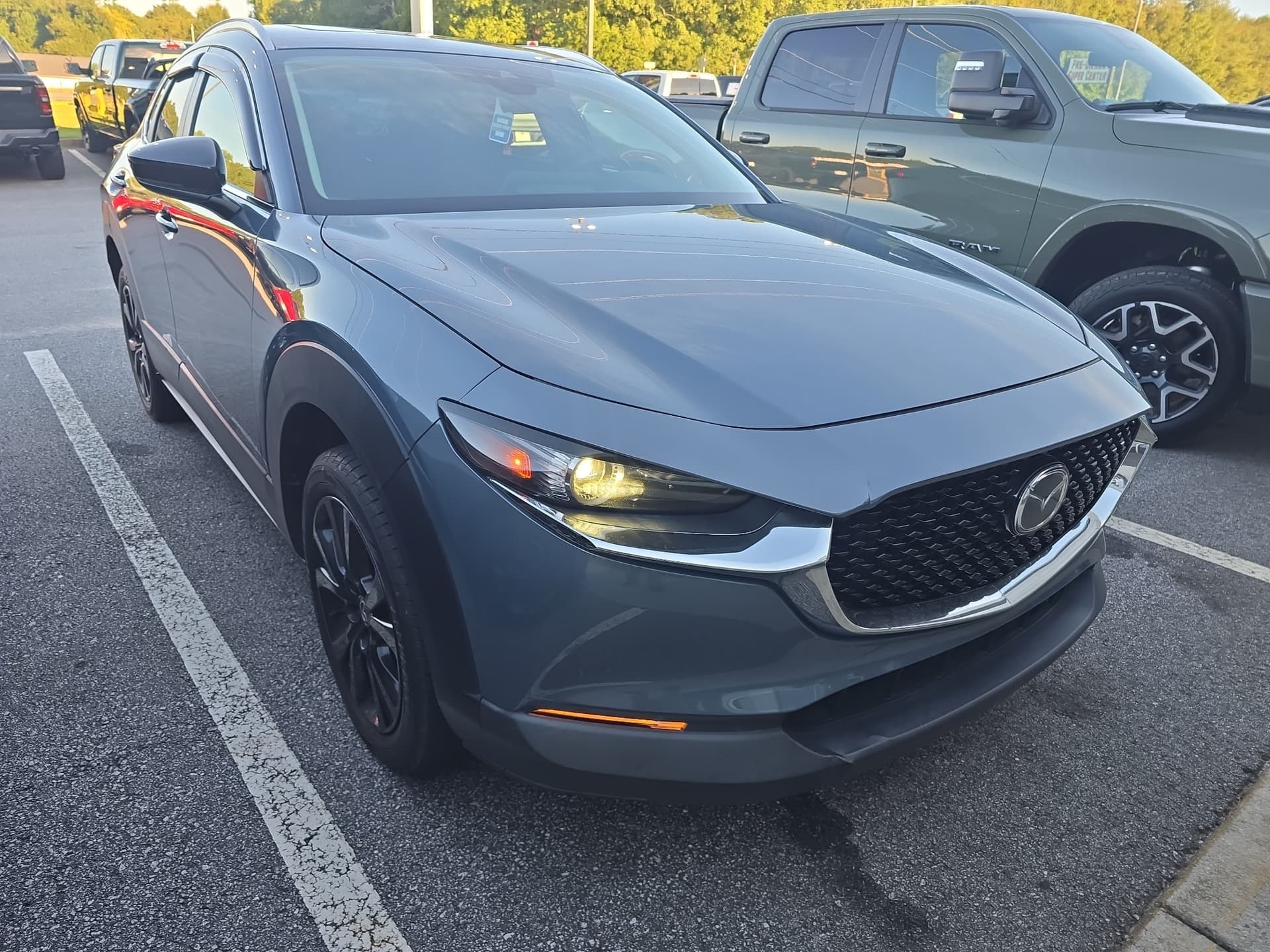 2022 Mazda CX-30 2.5 S Carbon Edition — photo 1 of 2