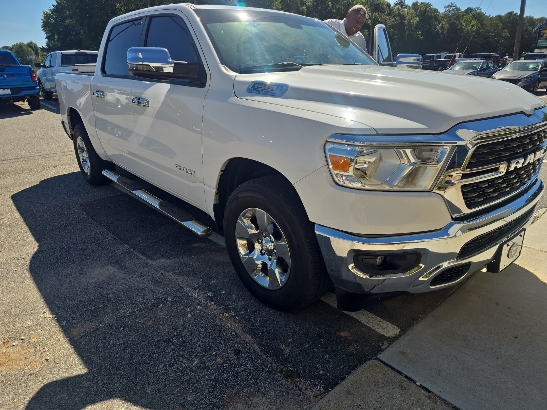 2023 RAM 1500 Big Horn — photo 1 of 3