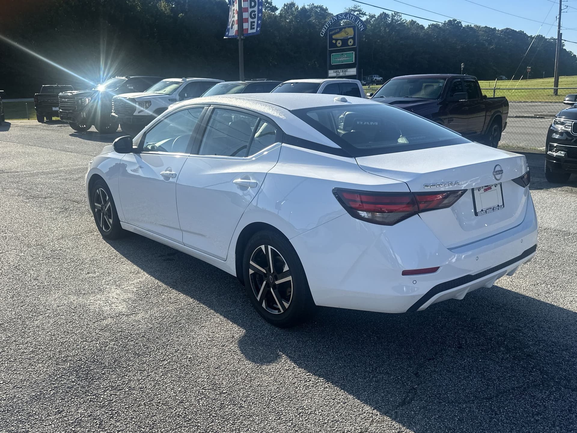 2024 Nissan Sentra SV — photo 1 of 2