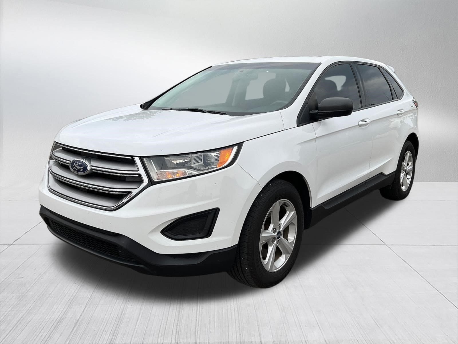 2017 Ford Edge SE AWD — photo 1 of 12