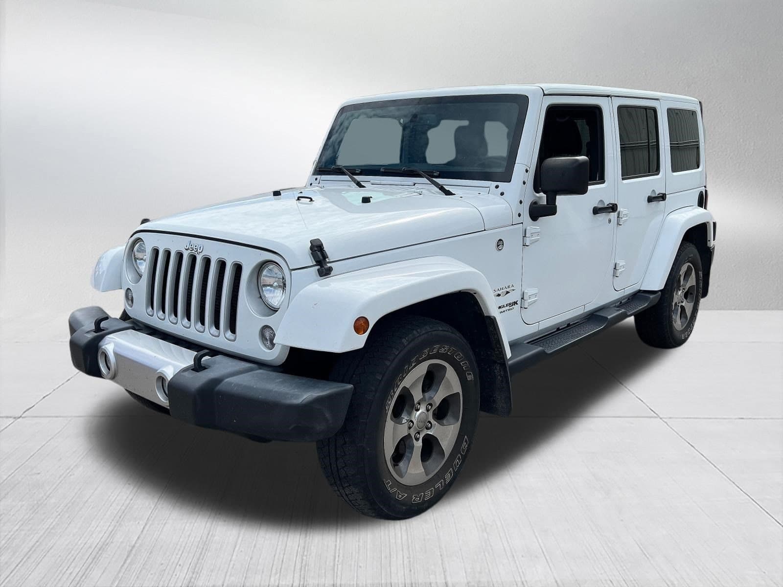 2018 Jeep Wrangler Base — photo 1 of 11