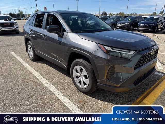 2025 Toyota RAV4 LE — photo 1 of 16