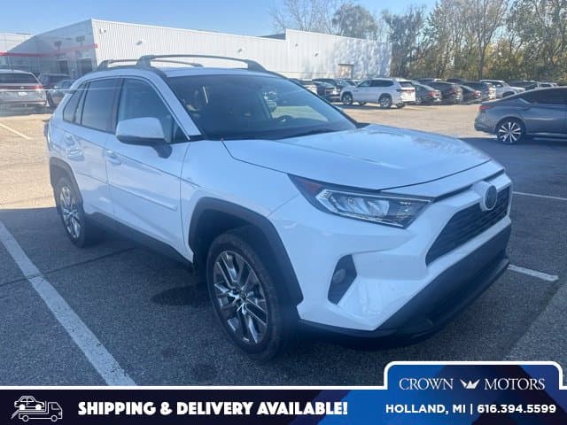 2019 Toyota RAV4 XLE Premium — photo 1 of 14