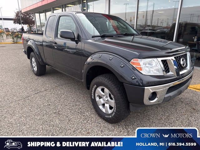 2010 Nissan Frontier SE — photo 1 of 16