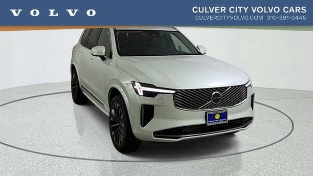 2026 Volvo XC90 Plug-In Hybrid Plus — photo 1 of 47