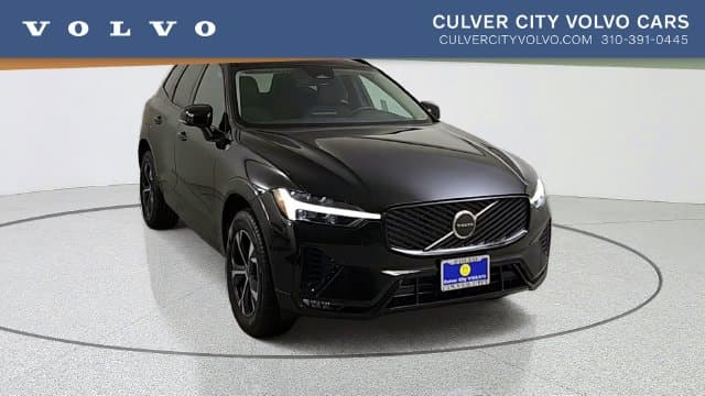 2027 Volvo XC60 Core — photo 1 of 43