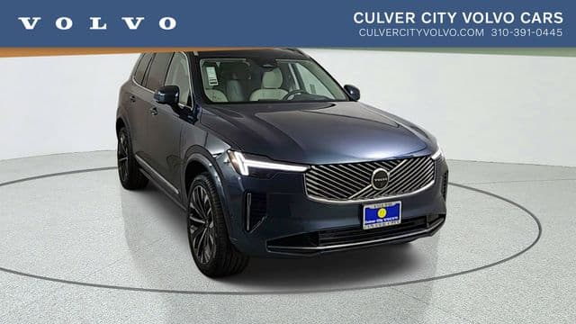 2026 Volvo XC90 Plug-In Hybrid Ultra — photo 1 of 50