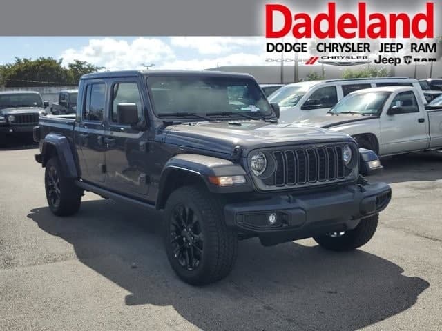 Foto de 2025 Jeep Gladiator Nighthawk