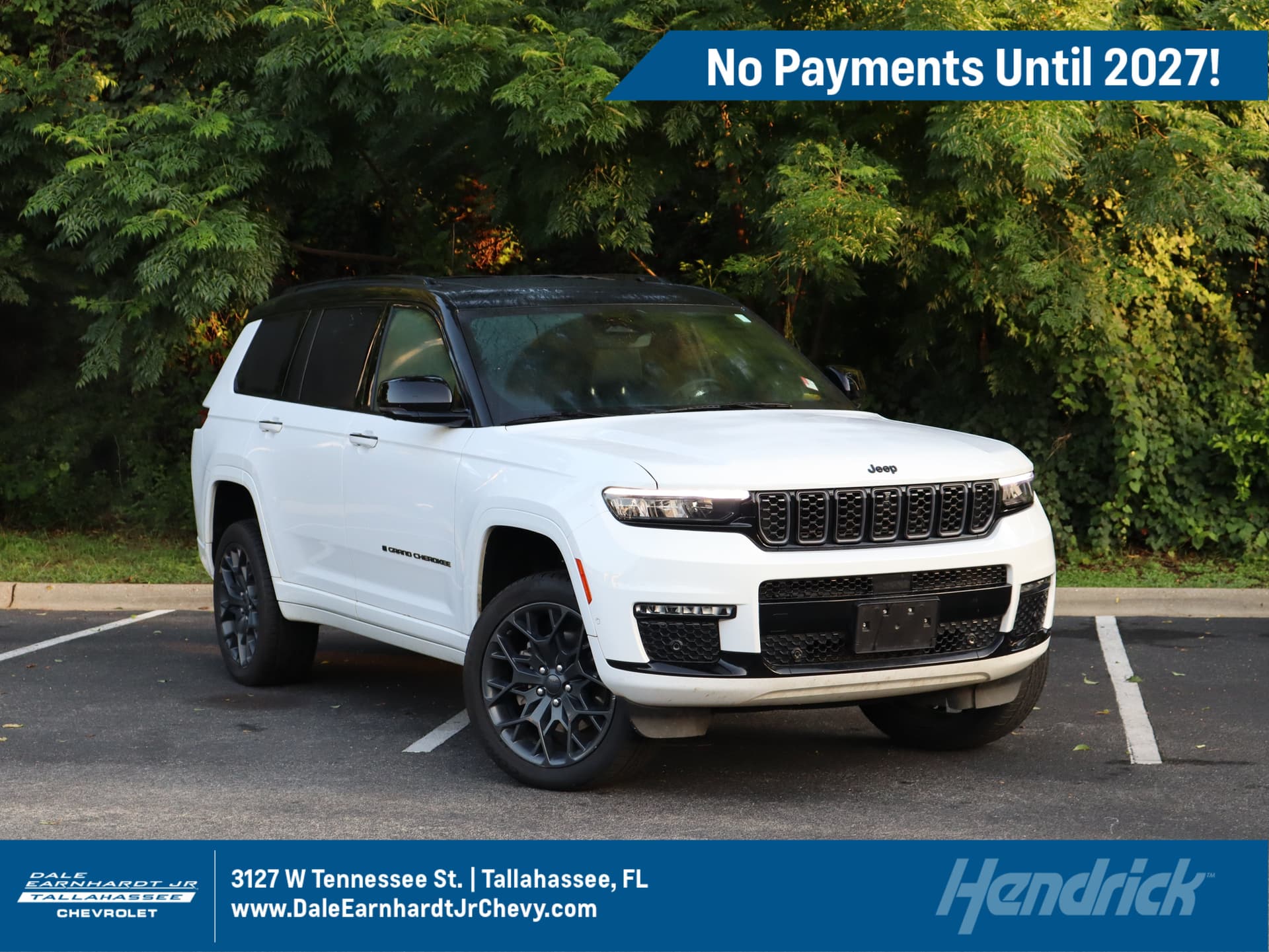 2023 Jeep Grand Cherokee L Summit — photo 1 of 54