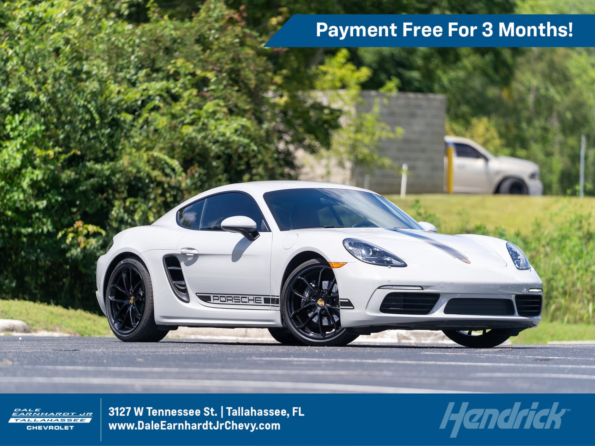 2025 Porsche 718 Cayman Base — photo 1 of 53