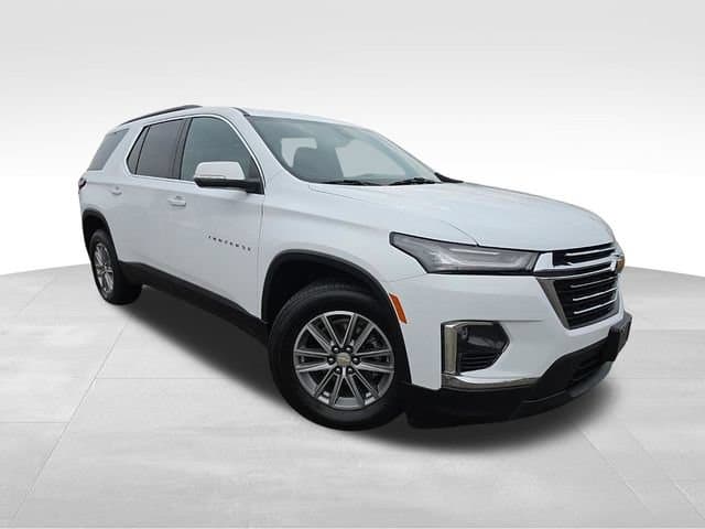 2023 Chevrolet Traverse LT Cloth — photo 1 of 49
