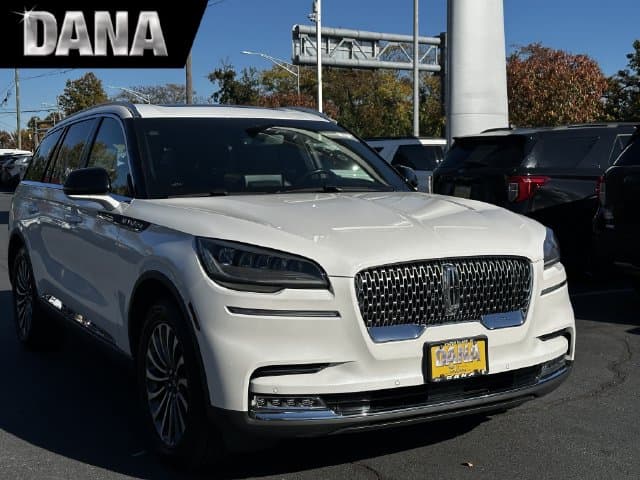 2021 Lincoln Aviator Reserve — photo 1 of 49