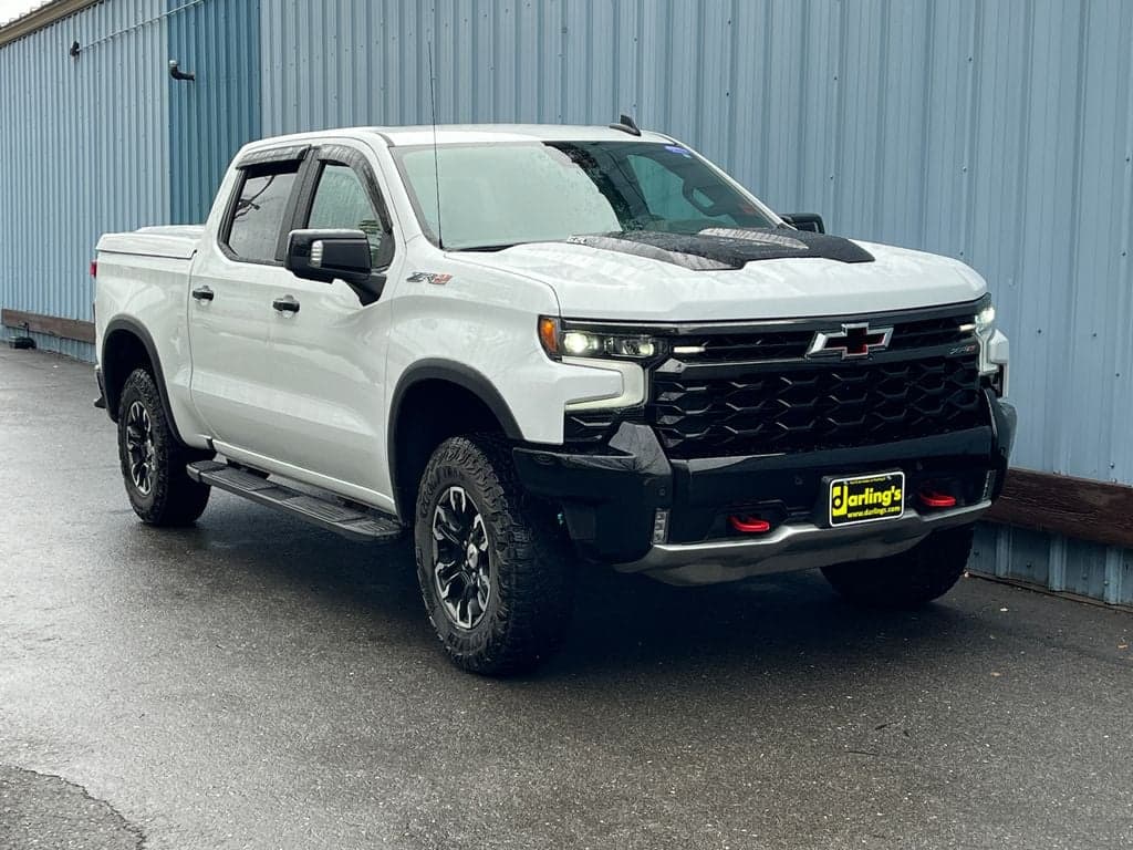2025 Chevrolet Silverado 1500 ZR2 — photo 1 of 3