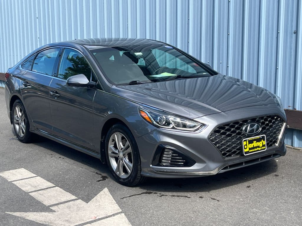 2019 Hyundai Sonata Sport — photo 1 of 3
