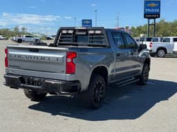 Extra Photo
