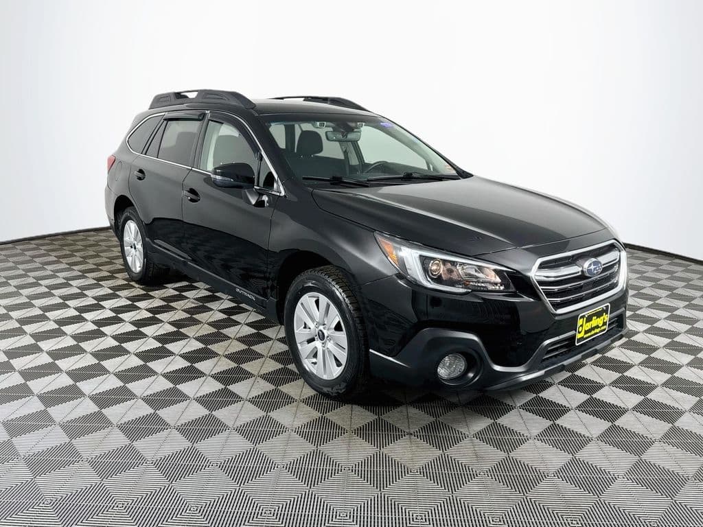 2019 Subaru Outback Premium — photo 1 of 30