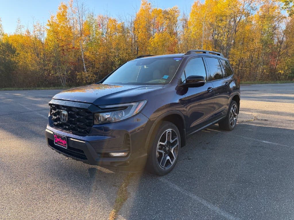 2023 Honda Passport Elite — photo 1 of 4
