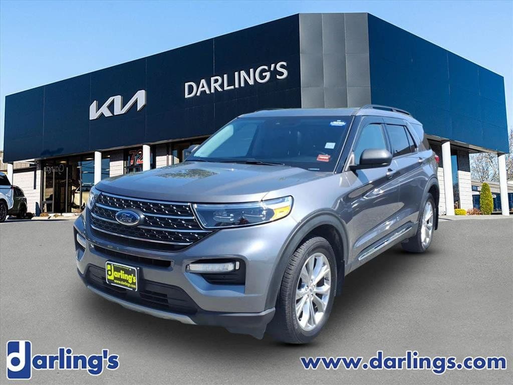 2022 Ford Explorer XLT — photo 1 of 15