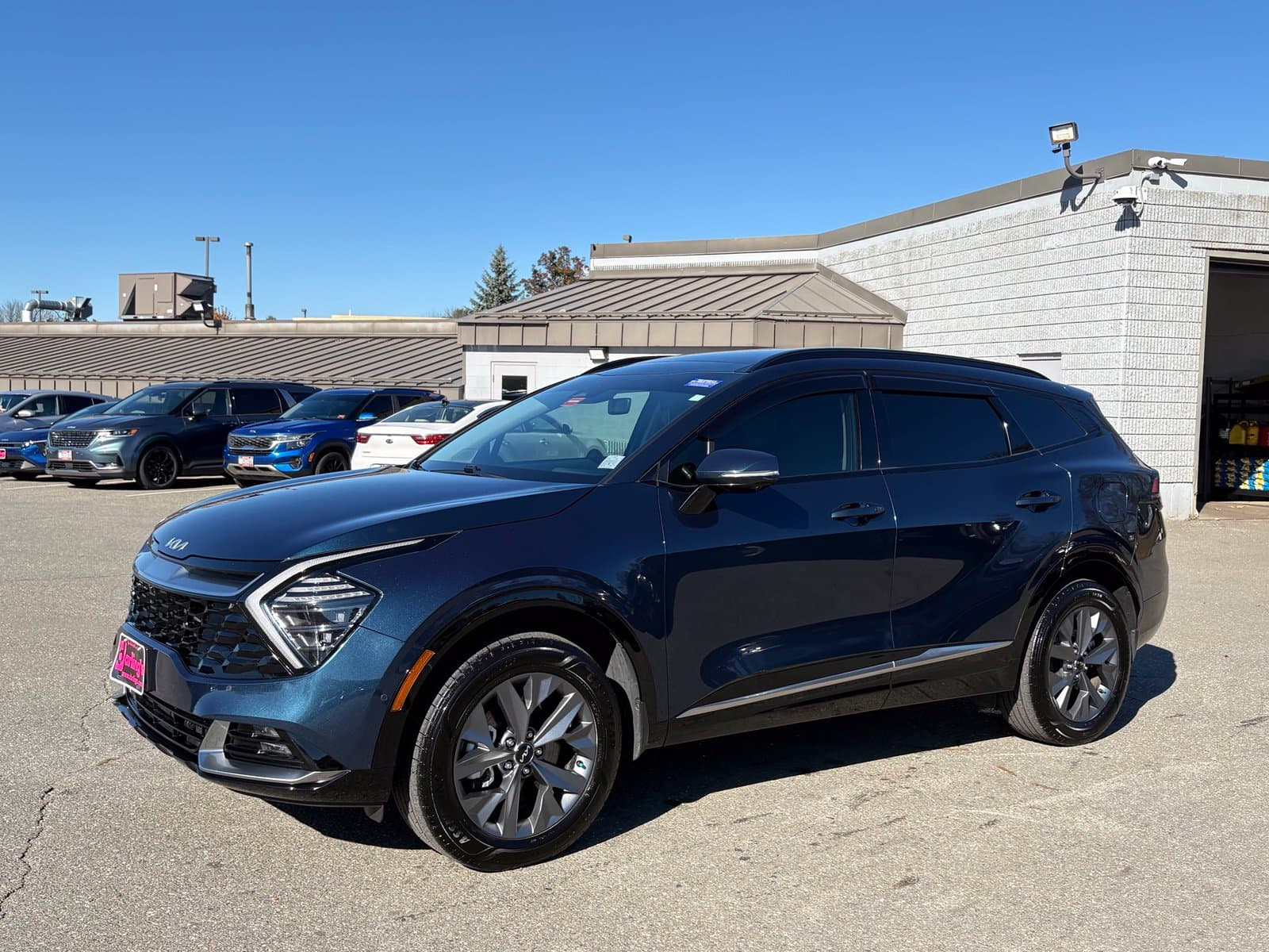 2024 Kia Sportage Hybrid SX-Prestige — photo 1 of 5