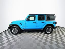 Extra Photo