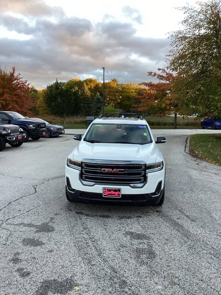 2023 GMC Acadia AT4 — photo 1 of 8