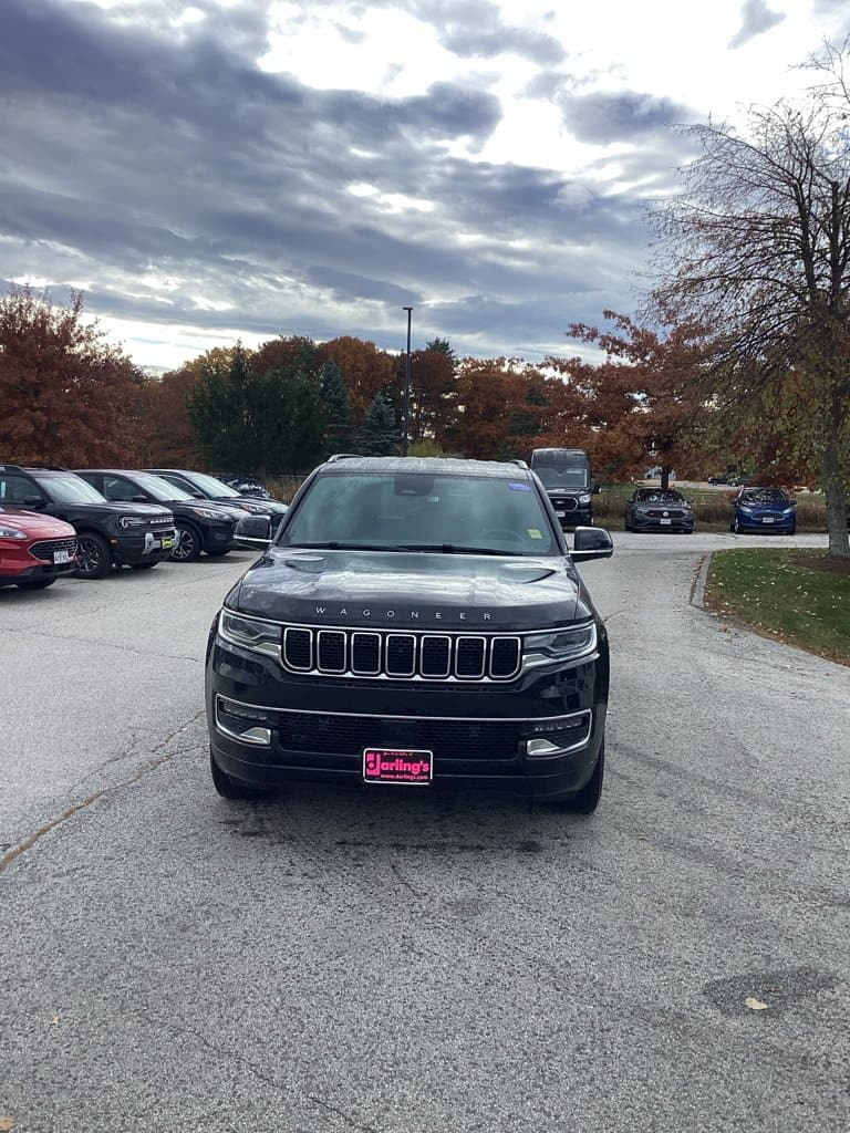 2024 Jeep Wagoneer Base — photo 1 of 5