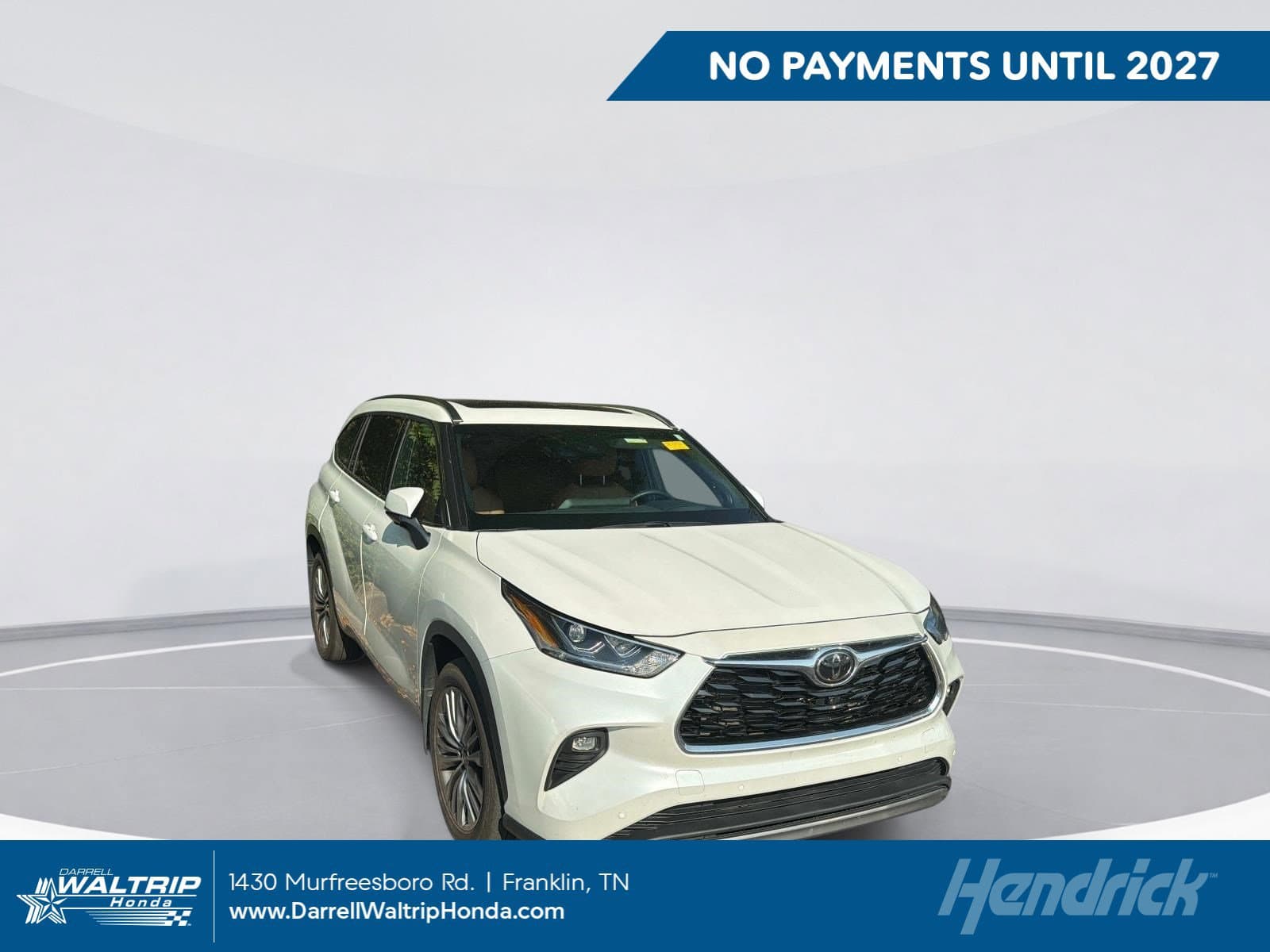 2024 Toyota Highlander Platinum — photo 1 of 21