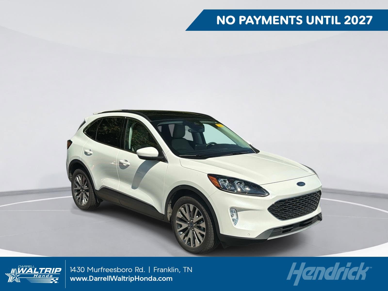 2022 Ford Escape Titanium — photo 1 of 21