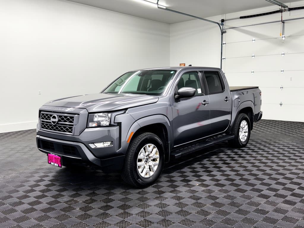 2024 Nissan Frontier SV — photo 1 of 31