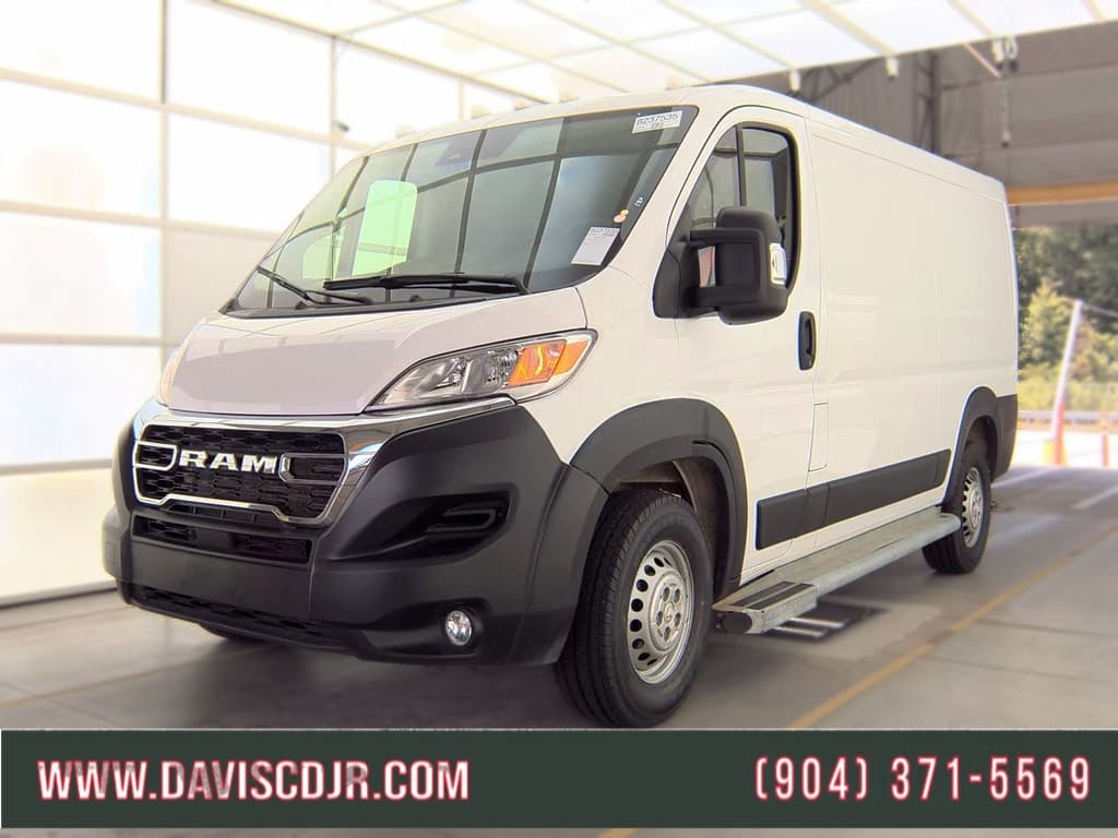 2025 RAM ProMaster Cargo Van Tradesman — photo 1 of 5