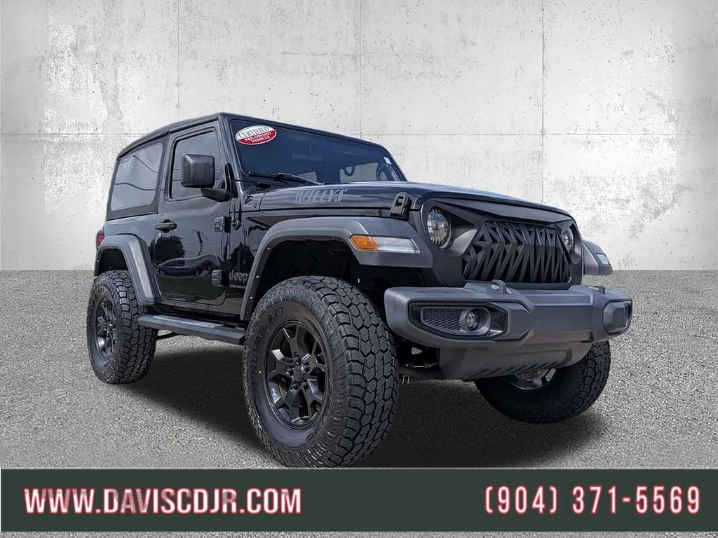 2021 Jeep Wrangler Sport — photo 1 of 30