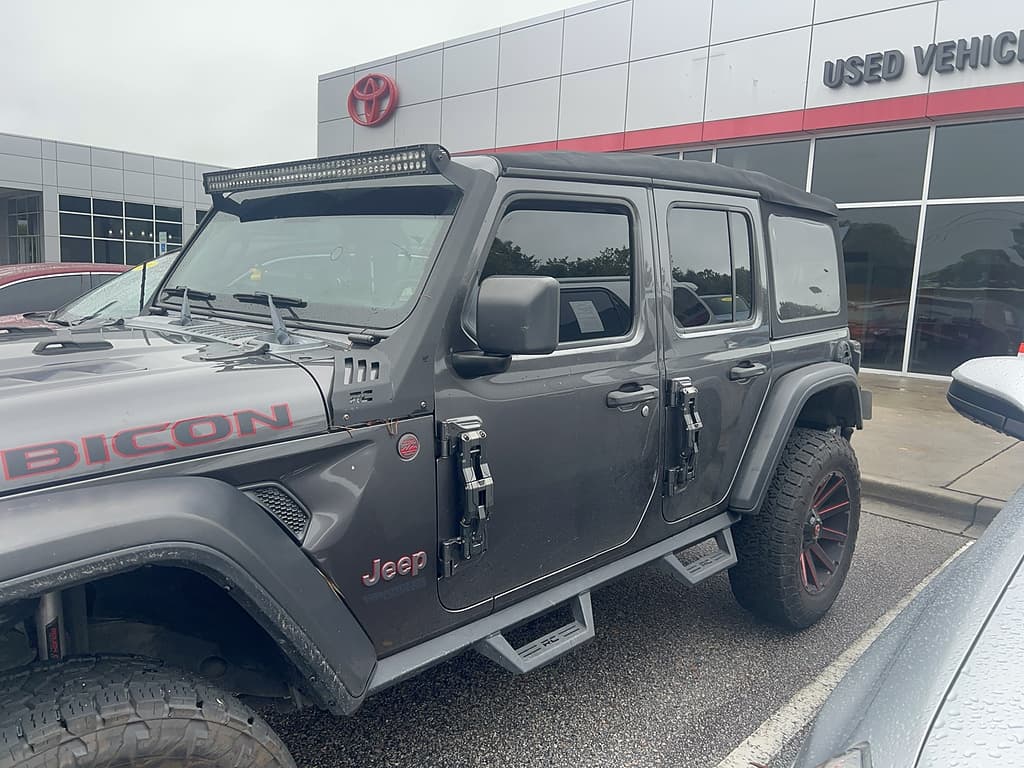 2019 Jeep Wrangler Rubicon — photo 1 of 5