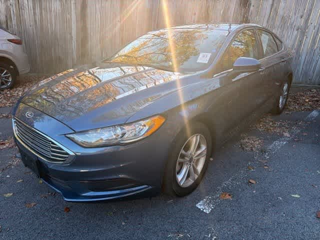 2018 Ford Fusion SE — photo 1 of 20