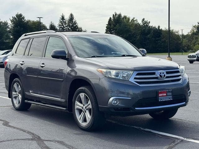 2013 Toyota Highlander Limited — photo 1 of 40