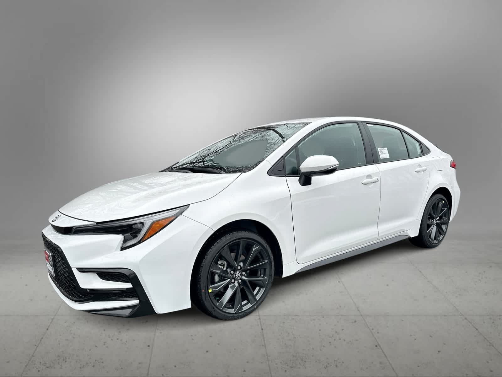 2026 Toyota Corolla SE — photo 1 of 33