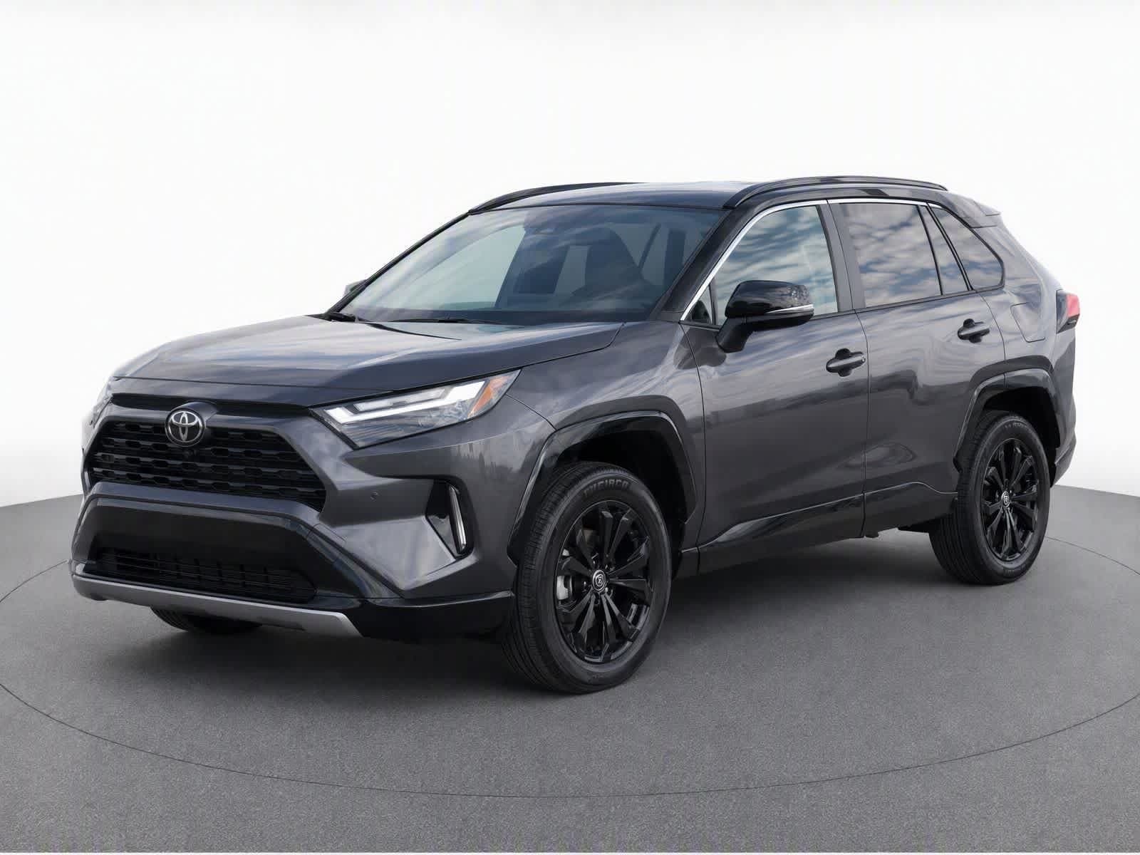 2025 Toyota RAV4 Hybrid XSE — photo 1 of 14