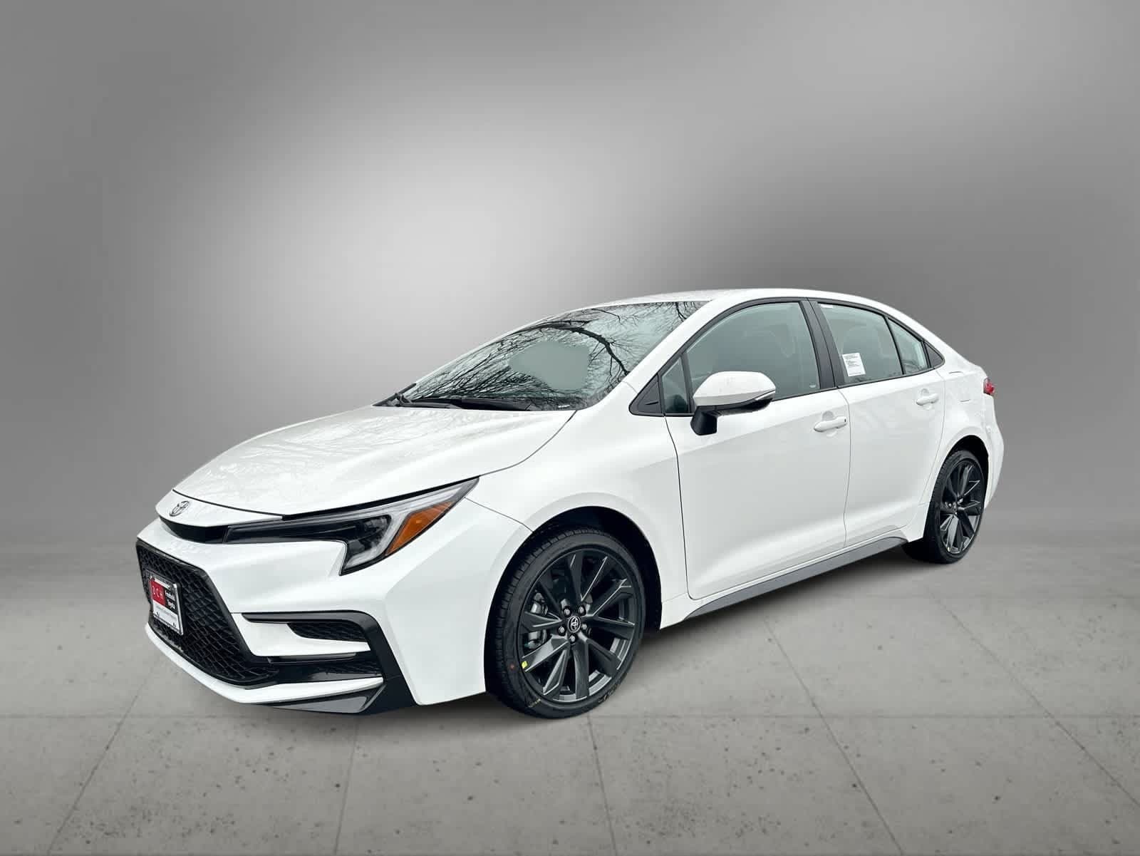 2026 Toyota Corolla SE — photo 1 of 34