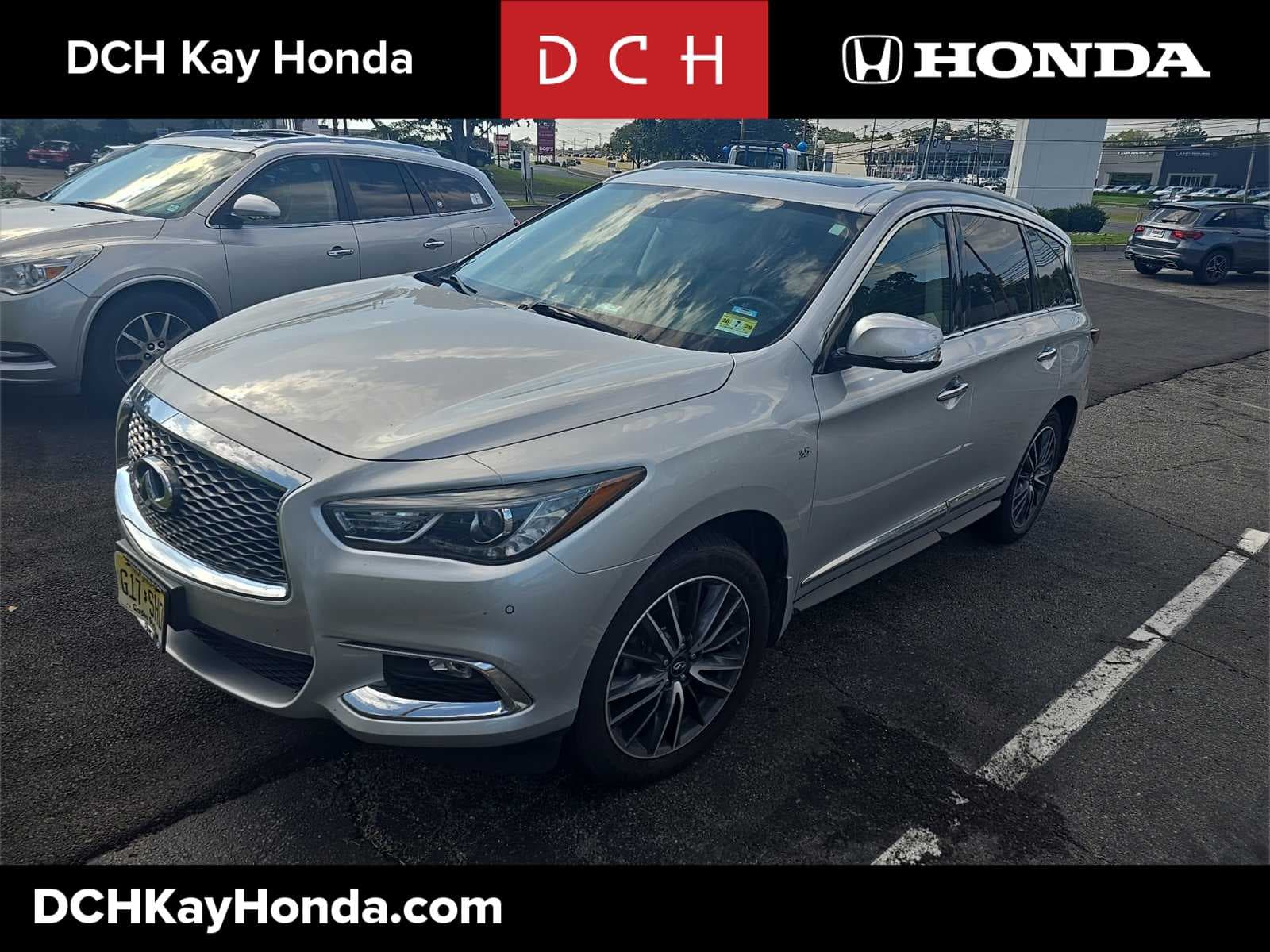 2018 INFINITI QX60 Base — photo 1 of 29